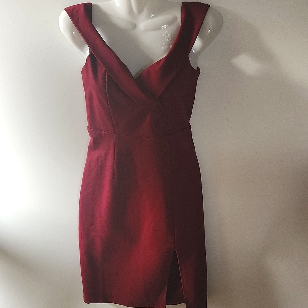 Lulus sophisticated dress. XS